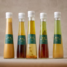 Load image into Gallery viewer, Salad Dressing (Italian Herb, Onion Herb, French Garlic, Sesame, Japanese Soy Sauce)