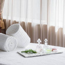 Load image into Gallery viewer, Le Spa Parisien Premium Spa Card